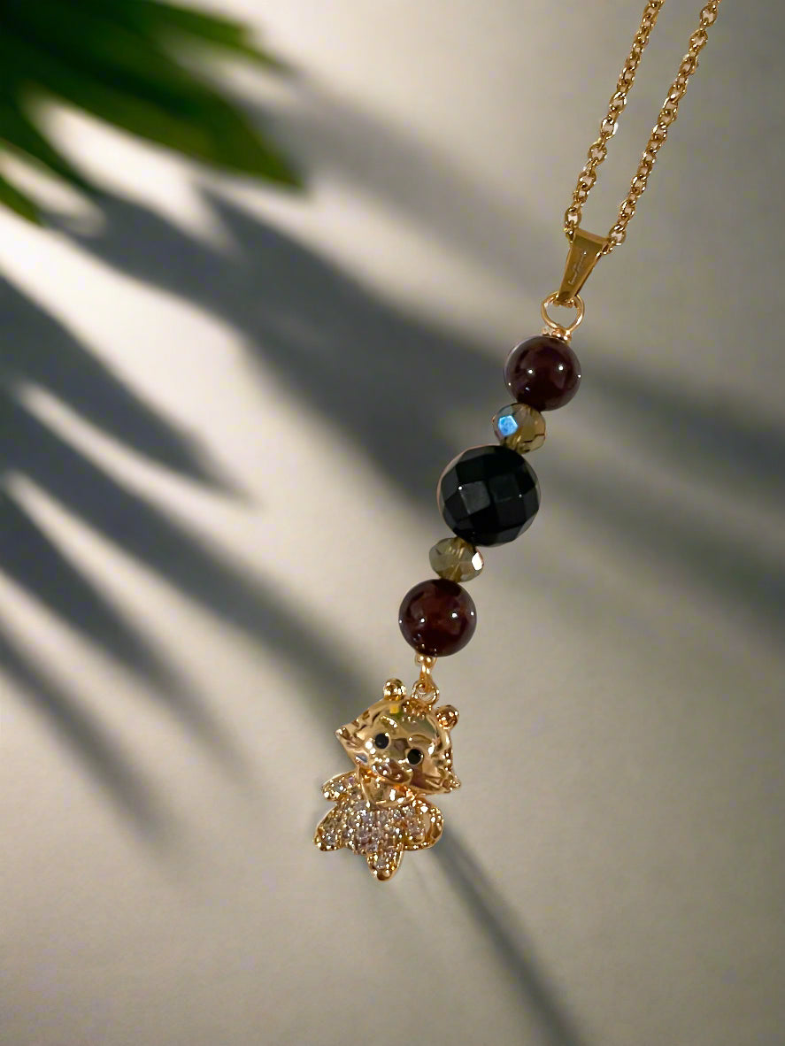 "Saja Boys" Garnet & Obsidian