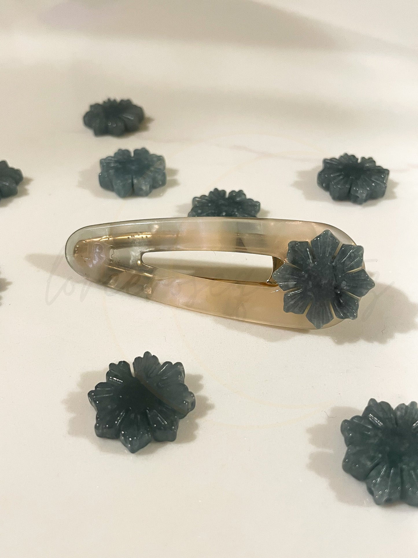 Mini Jade Araw Hairclip
