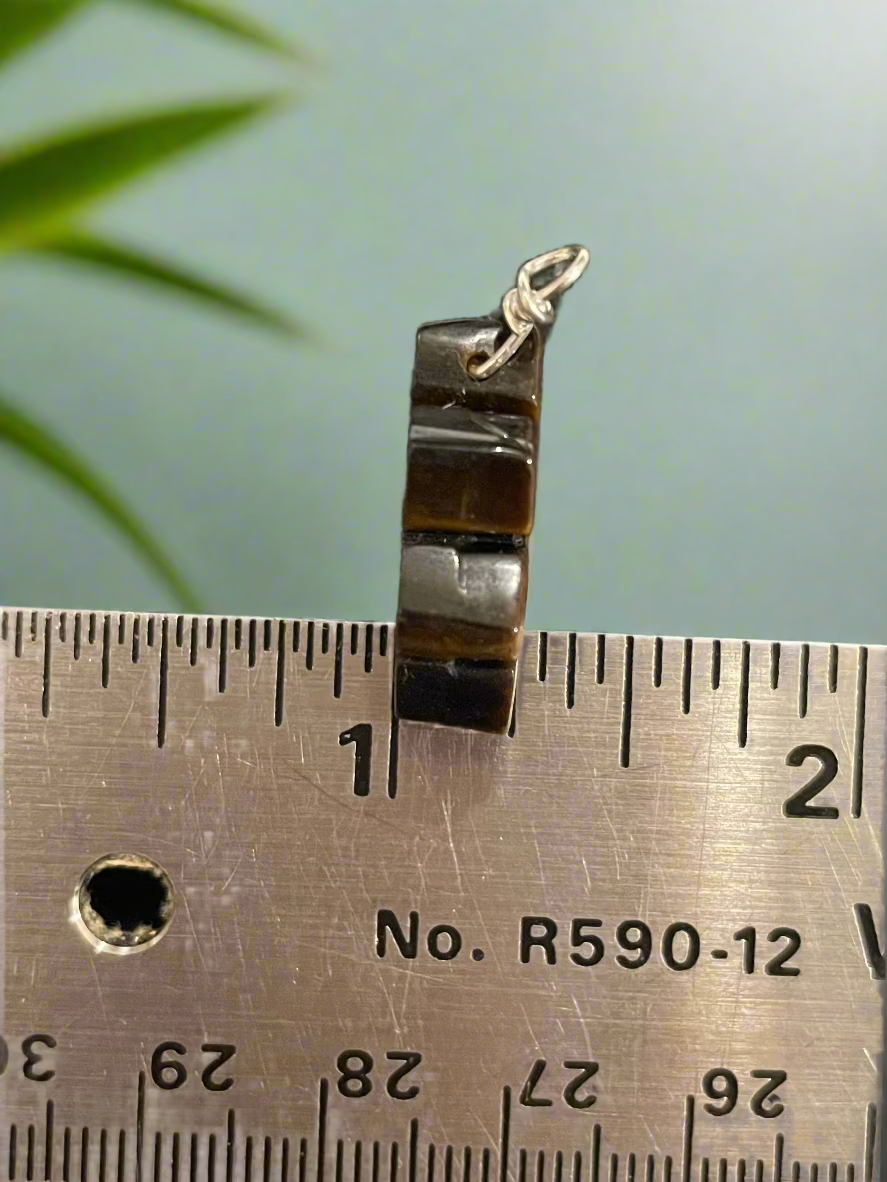 Howlite Araw Crystal Necklace (Third Edition)