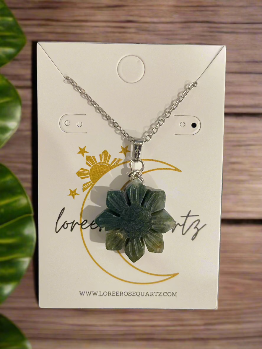 Moss Agate Araw Crystal Necklace (Third Edition)