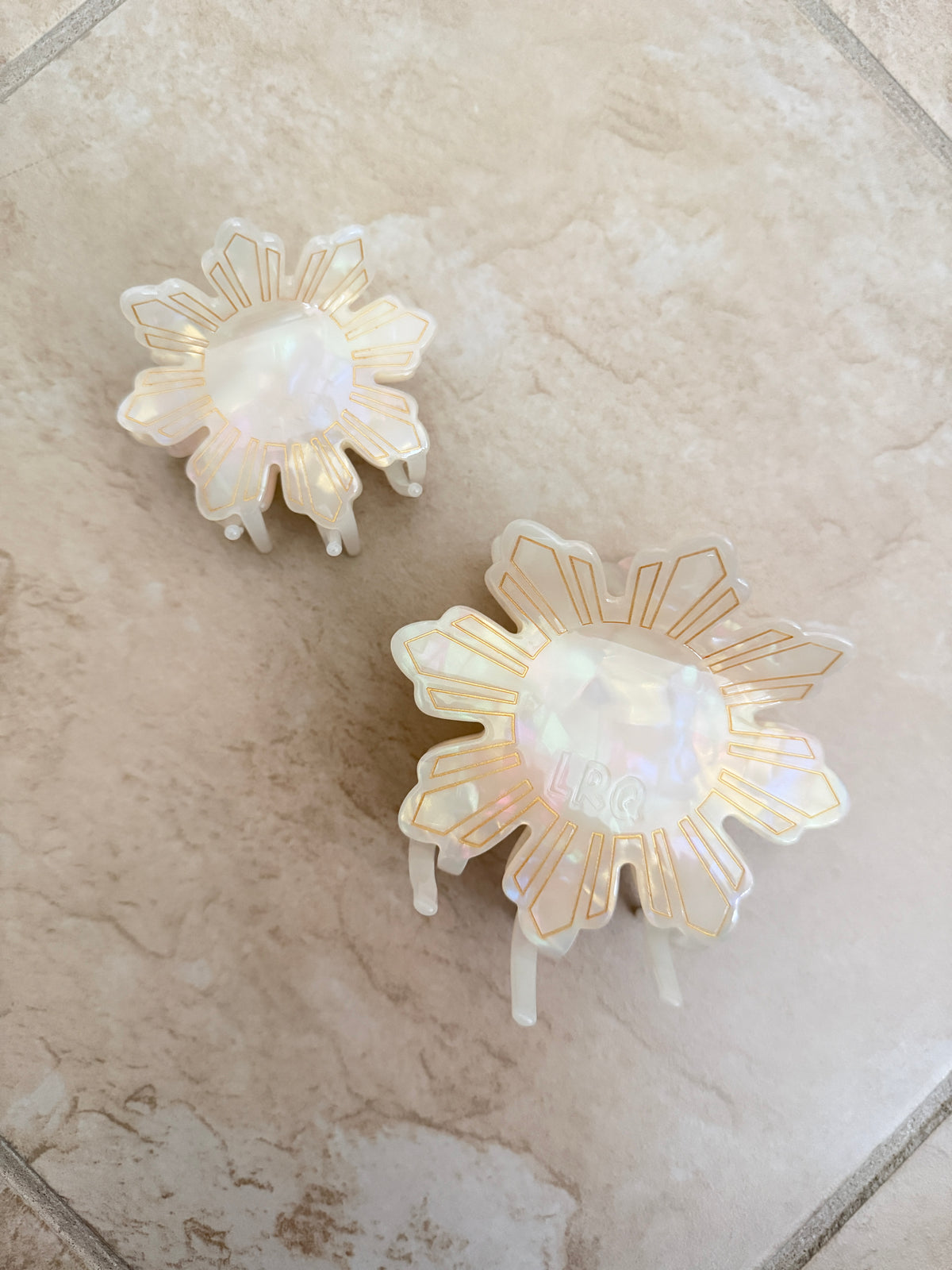 Araw Hairclaws