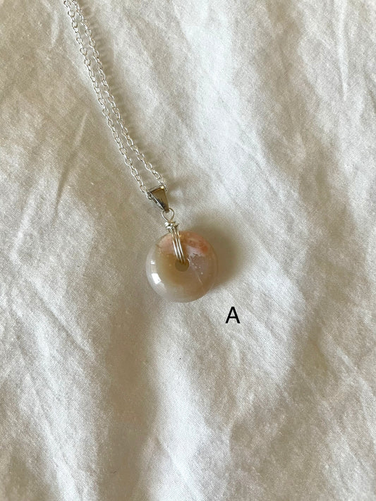 Flower Agate Donut Necklace